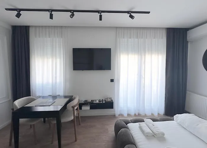 Zuma Lux Apartments