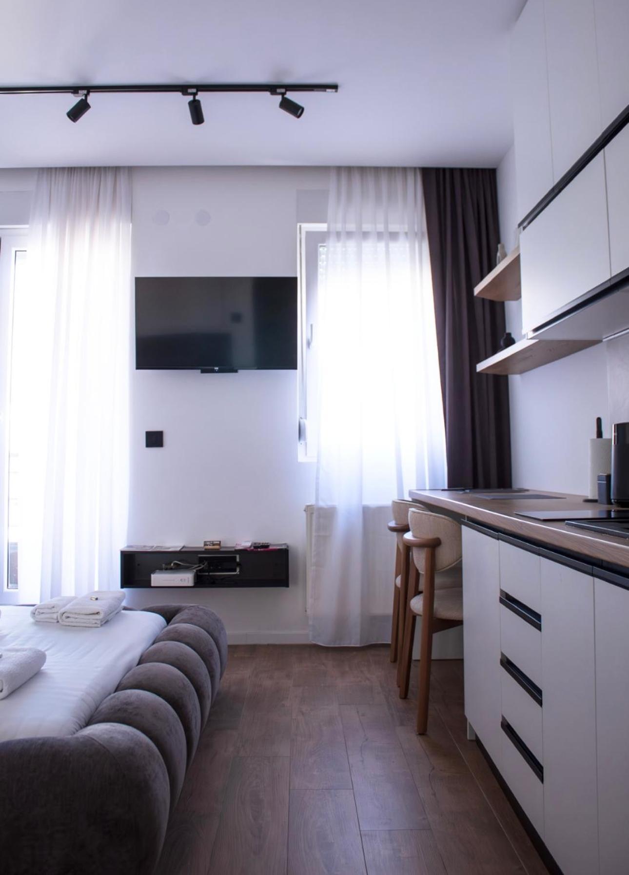 Zuma Lux *